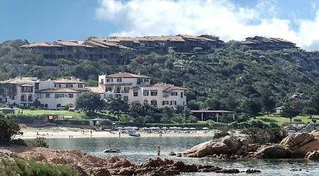 מלון Cala Cuncheddi - Vretreats 4*